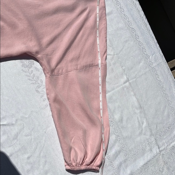 Jmi  Ami Light Pink Long Sleeve Blouse cute back buttons. Light weight. M. - Picture 11 of 12